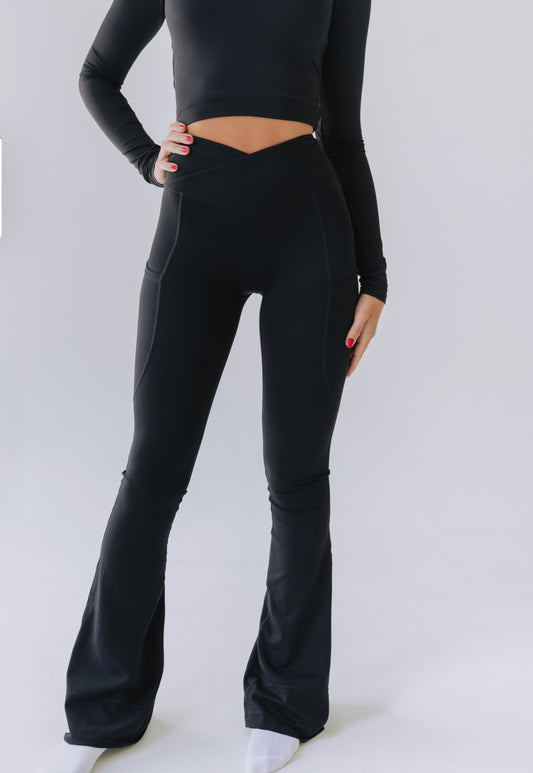 Women's Tall Flare Pants